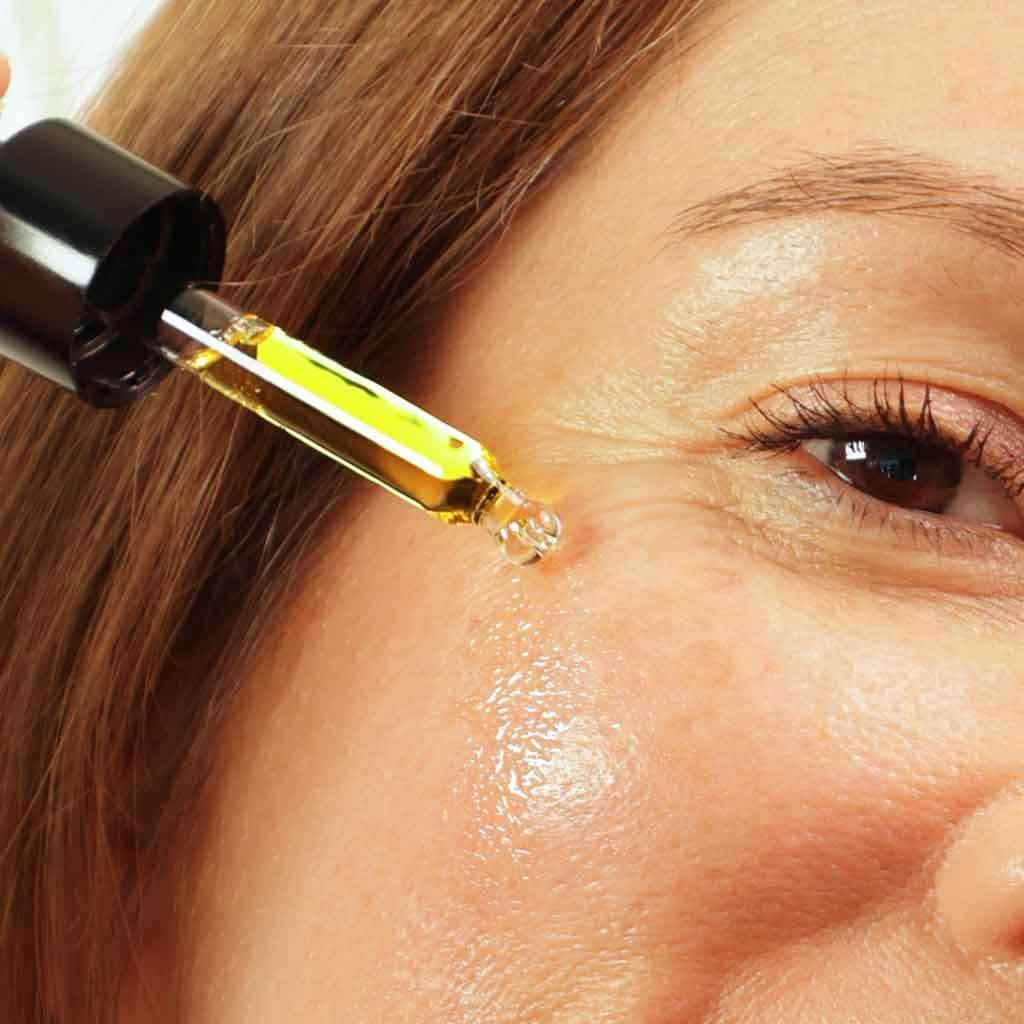 Bio-Retinol + Vitamin C Booster