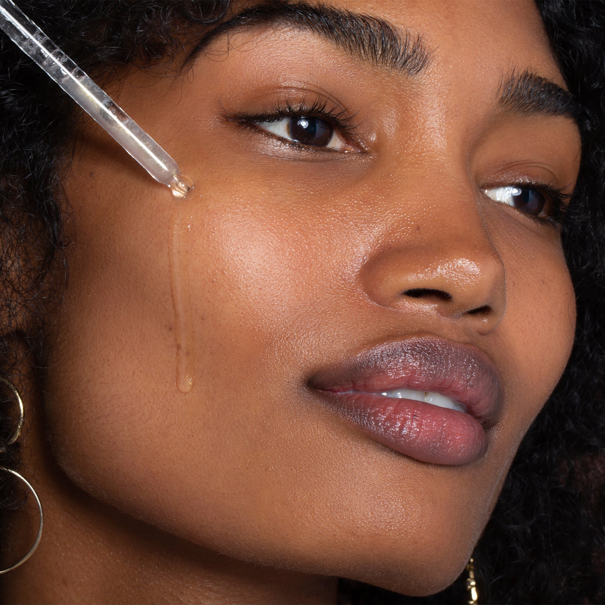 Primer True Skin Radiant Priming Serum